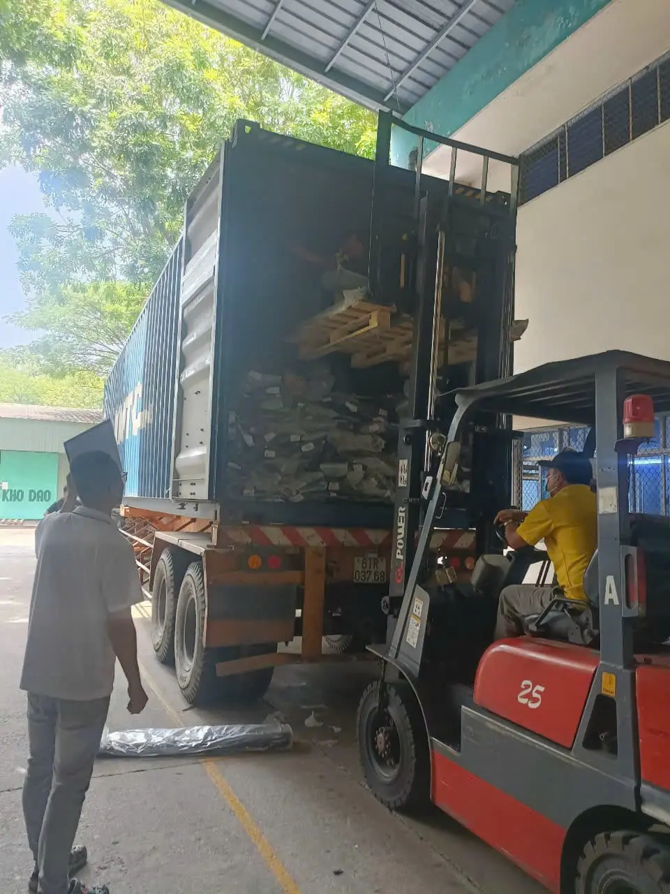 bốc xếp Bình Dương