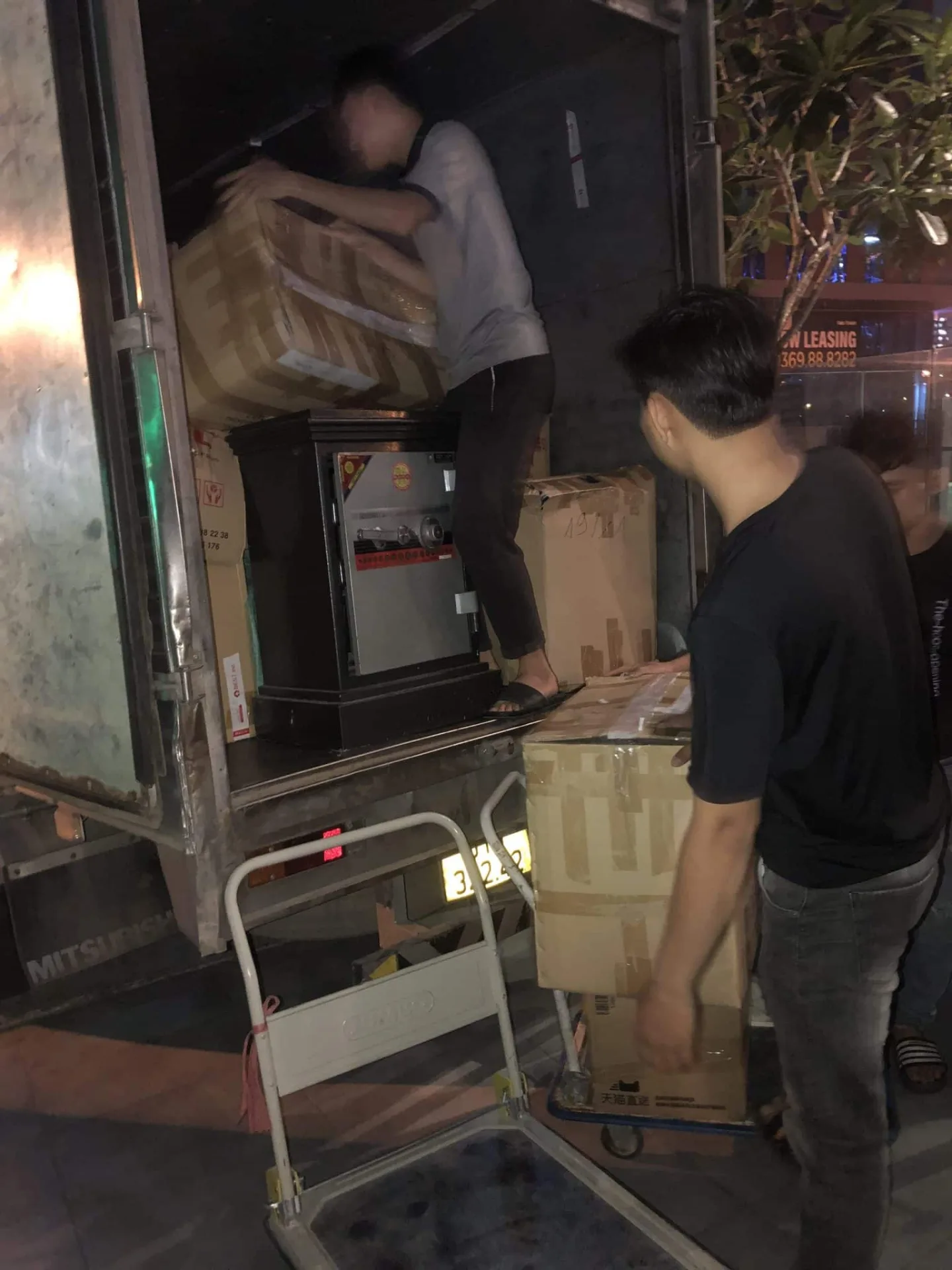 dich vu boc xep hang hoa 11